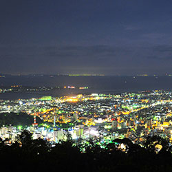 眉山・夜景